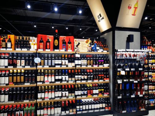 胖东来春节后探秘 从食品百货到二手日用的精细化调整